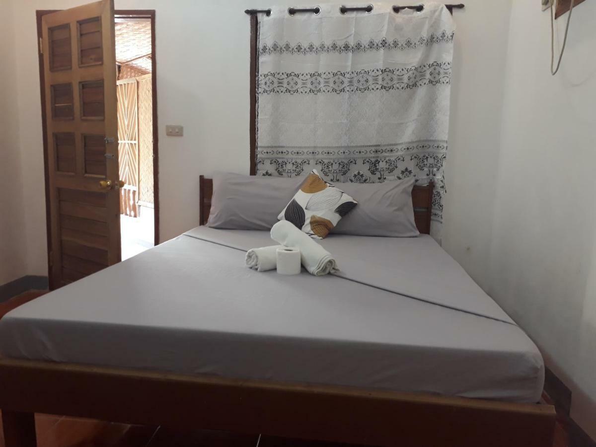 Sannie Pension El Nido Esterno foto